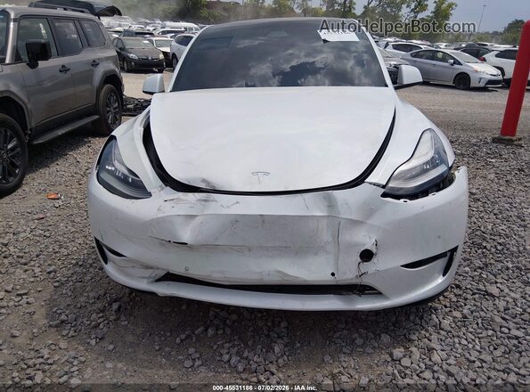 5YJYGDEE2MF294390 2021 TESLA MODEL Y White Front view