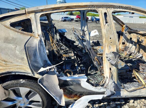 5YJYGDEE3LF032845 2020 TESLA MODEL Burn Rear seats view