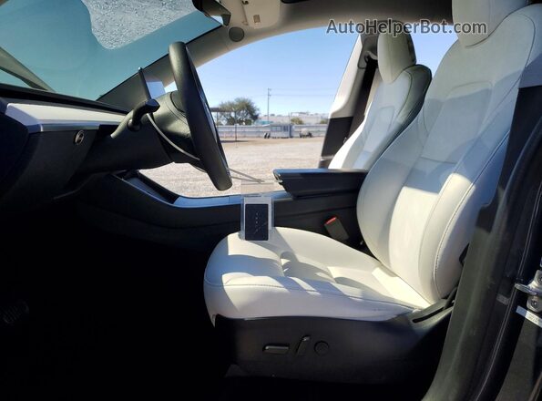 5YJYGDEE3LF034790 2020 TESLA MODEL Gray Вид салону спереду