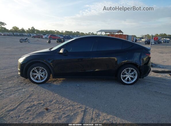 5YJYGDEE3LF041030 2020 TESLA MODEL Y Black სალონის 360-გრადუსიანი ხედი