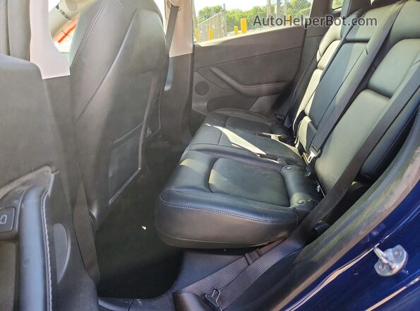 5YJYGDEE3MF266226 2021 TESLA MODEL Blue Widok tylnych siedzeń