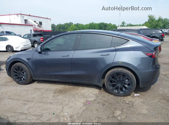 5YJYGDEE3MF297654 2021 TESLA MODEL Y Gray 360 interior view