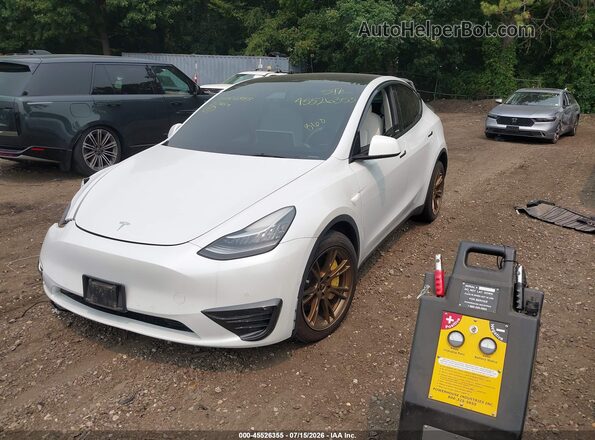 5YJYGDEE4MF179600 2021 TESLA MODEL Y Белый Передняя левая четверть