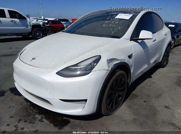 5YJYGDEE4MF275887 2021 TESLA MODEL Y Белый Передняя левая четверть