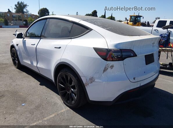 5YJYGDEE4MF275887 2021 TESLA MODEL Y Белый Задняя левая четверть