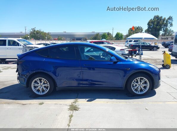 5YJYGDEE5LF015156 2020 TESLA MODEL Y Blue სალონის 360-გრადუსიანი ხედი
