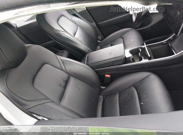5YJYGDEE5MF060602 2021 TESLA MODEL Y Blue Вид салону спереду