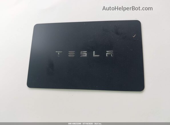 5YJYGDEE5MF080378 2021 TESLA MODEL Y Белый Вид панели приборов