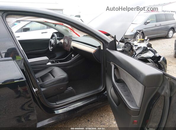 5YJYGDEE6LF012461 2020 TESLA MODEL Y Black Вид салону спереду