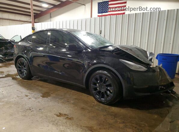 5YJYGDEE6MF080101 2021 TESLA MODEL Черный Передняя правая четверть