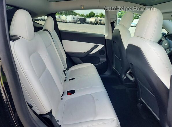 5YJYGDEE6MF088652 2021 TESLA MODEL Charcoal Вид задніх сидінь