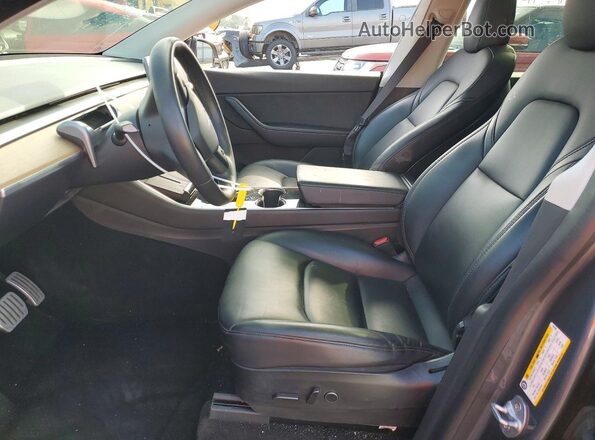 5YJYGDEE6MF094550 2021 TESLA MODEL Серый Вид салона спереди