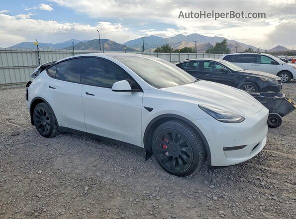 5YJYGDEE6MF279326 2021 TESLA MODEL Белый Передняя правая четверть