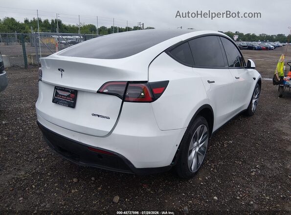 5YJYGDEE6MF298717 2021 TESLA MODEL Y White Widok tylnych siedzeń