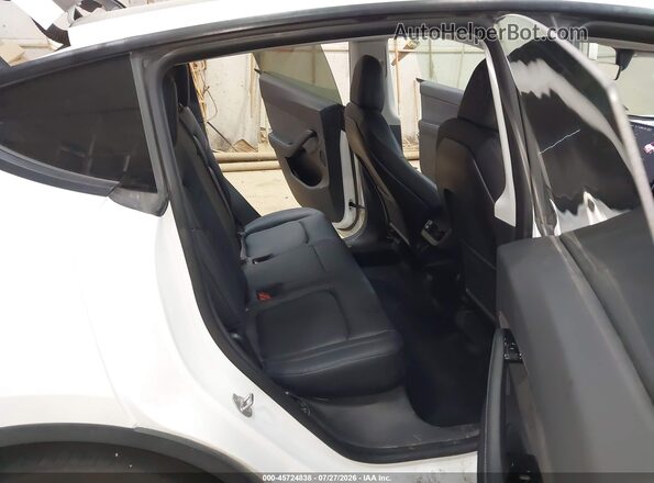 5YJYGDEE7LF017054 2020 TESLA MODEL Y White VIN sticker view