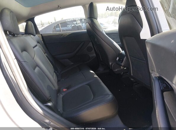 5YJYGDEE7MF074565 2021 TESLA MODEL Y Gray Widok naklejki z numerem VIN
