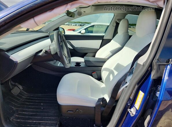 5YJYGDEE7MF246867 2021 TESLA MODEL Blue Vista interior delantera