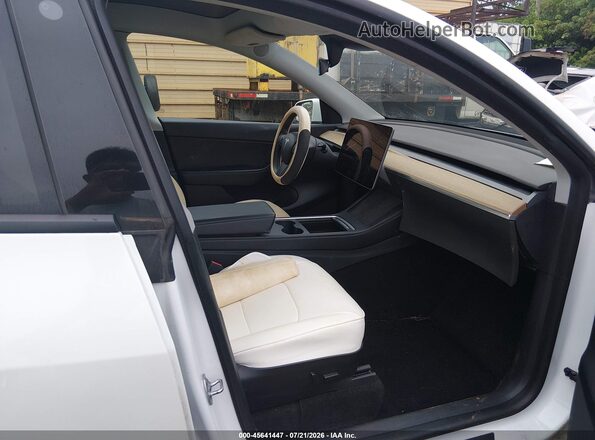 5YJYGDEE7MF279142 2021 TESLA MODEL Y Белый Вид салона спереди
