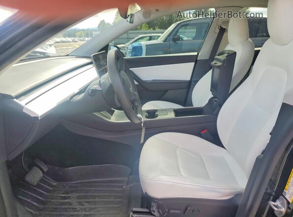 5YJYGDEE8LF025826 2020 TESLA MODEL Black Front interior view