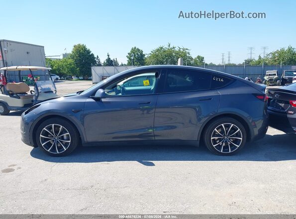 5YJYGDEE8MF105063 2021 TESLA MODEL Y Gray 