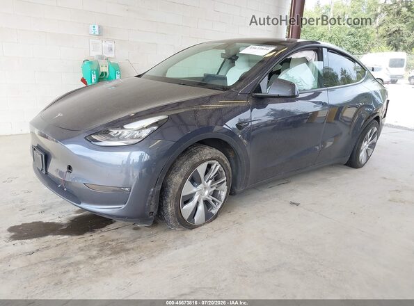 5YJYGDEE8MF283751 2021 TESLA MODEL Y Gray წინა მარცხენა ხედი სამი მეოთხედიდან