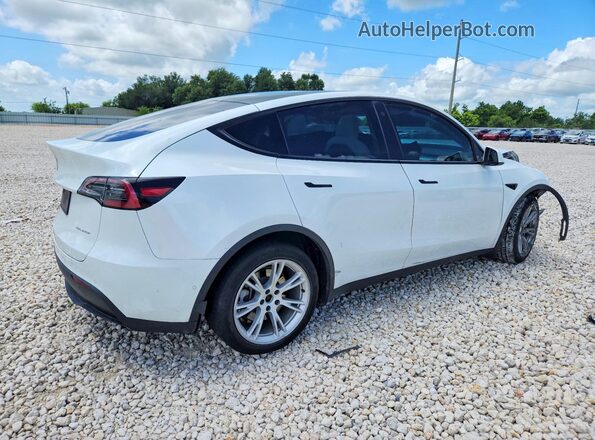 5YJYGDEE8MF303982 2021 TESLA MODEL White Задня права чверть