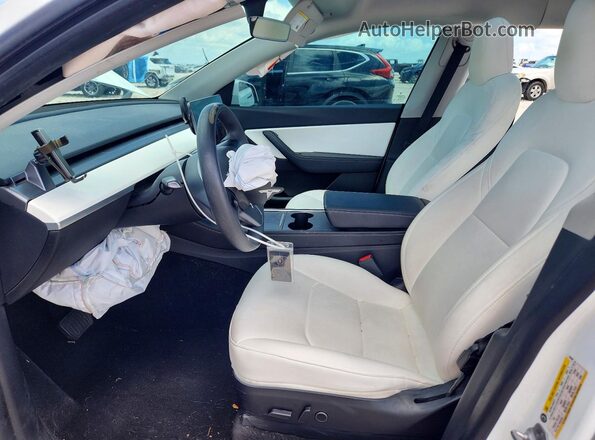 5YJYGDEE8MF303982 2021 TESLA MODEL White Вид салону спереду
