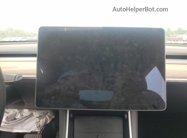 5YJYGDEE9LF032218 2020 TESLA MODEL White Vista del cuadro de instrumentos