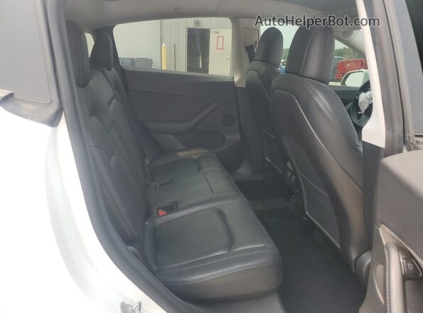 5YJYGDEE9LF032218 2020 TESLA MODEL White Vista interior trasera