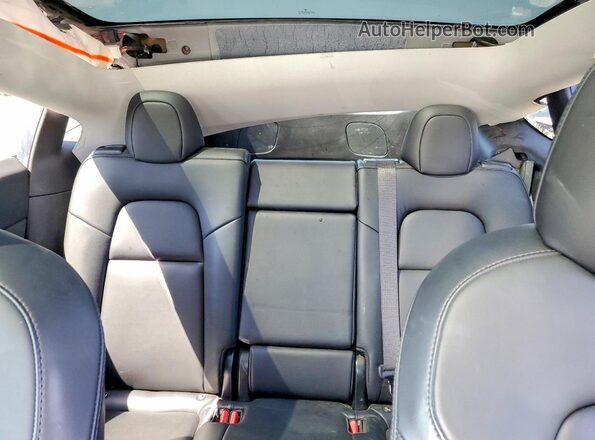 5YJYGDEE9MF077273 2021 TESLA MODEL Gray Հետևի նստատեղերի տեսք