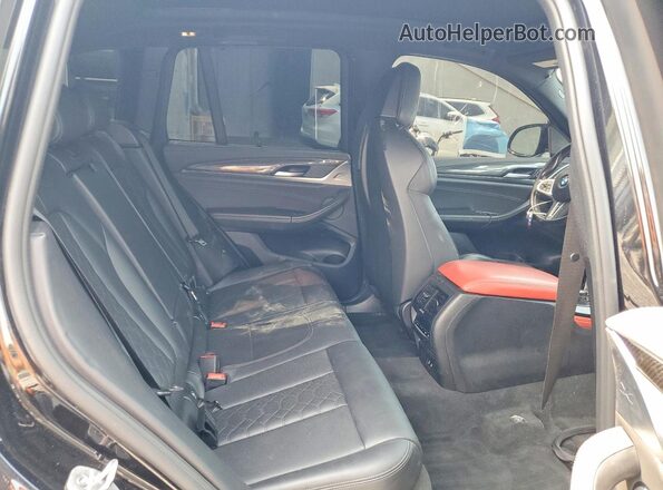 5YM13EC08N9J95618 2022 BMW X3 Black Widok wnętrza z tyłu