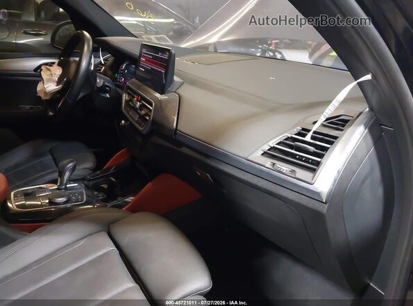 5YM13EC08N9L34971 2022 BMW X3 Black Սալոնի դիմացի տեսք
