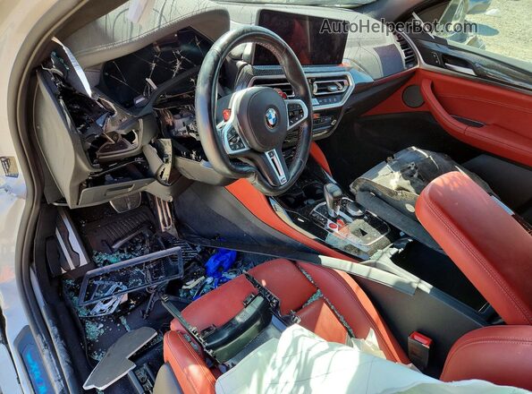 5YM23EC01R9U35960 2024 BMW X4 White წინა პანელის ხედი