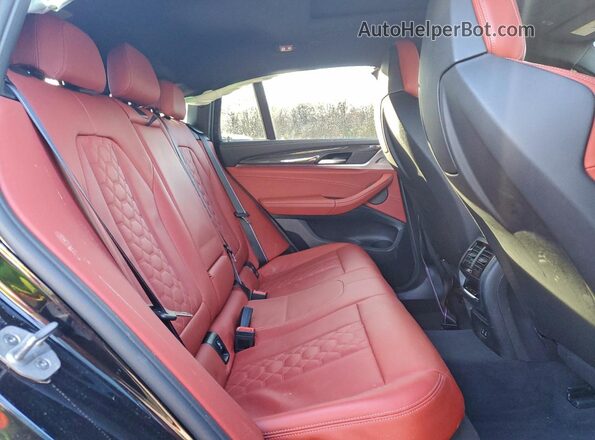 5YM23EC06S9Y81981 2025 BMW X4 Черный Вид задней части салона