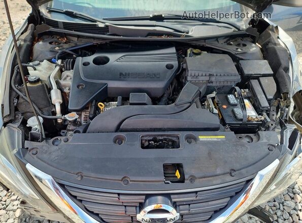 1N4AL3AP3HN364135 2017 NISSAN ALTIMA Gray Widok komory silnika