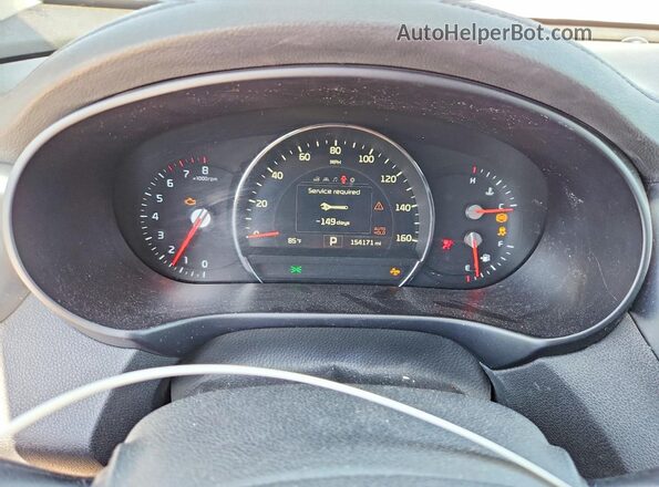 5XYPH4A59HG313997 2017 KIA SORENTO Tan Rear seats view