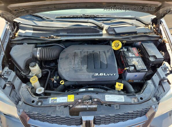 2C4RDGEG8HR740679 2017 DODGE CARAVAN Gray Widok naklejki z numerem VIN