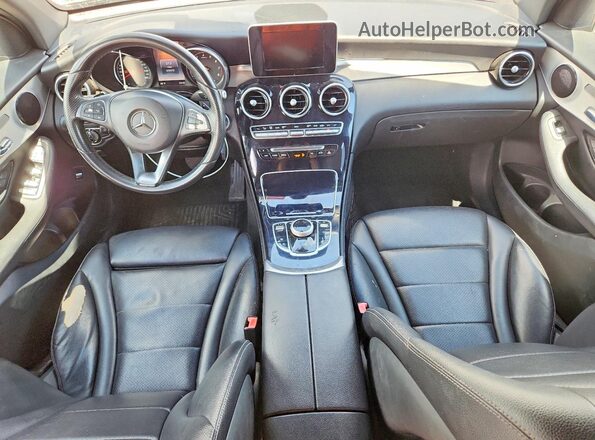 WDC0G4JB3HF135463 2017 MERCEDES-BENZ GLC-CLASS Black Սարքավորումների վահանակի տեսք