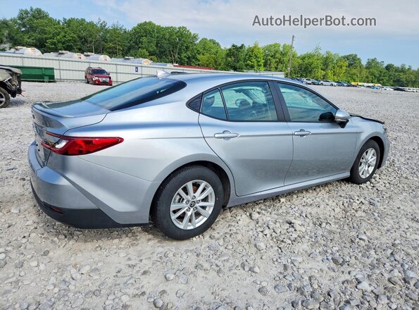 4T1DAACK2SU014491 2025 TOYOTA CAMRY Серебряный Передняя правая четверть
