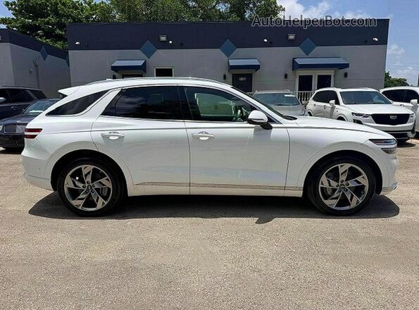 5NMMCET15SH005210 2025 GENESIS G70 White Սալոնի 360 աստիճան տեսք