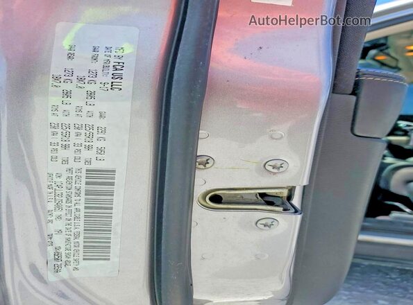 1C4PJLCB2JD540051 2018 JEEP CHEROKEE Silver Vista de la etiqueta del VIN