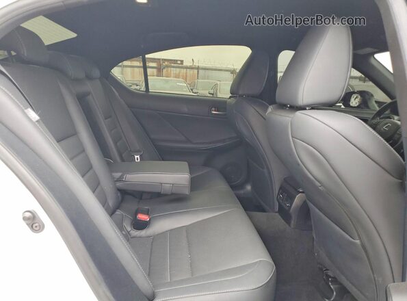 JTHGZ1B21R5079749 2024 LEXUS IS Белый Вид задней части салона
