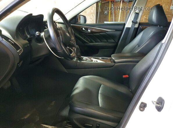 JN1EV7AP8JM364501 2018 INFINITI Q50 White წინა პანელის ხედი
