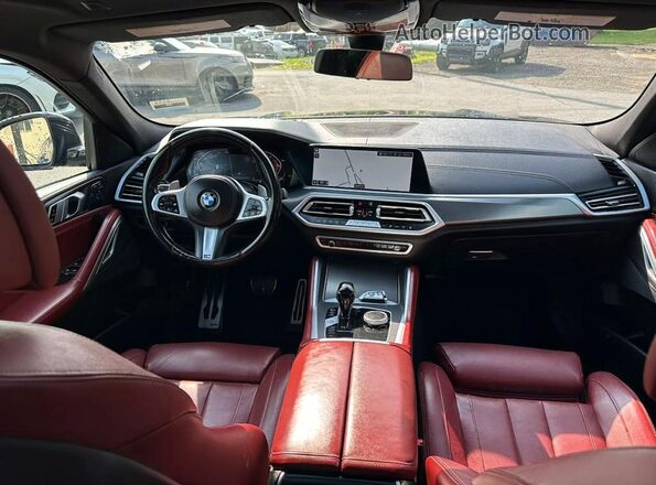 5UXCY6C05N9L63884 2022 BMW X6 Black Vista interior delantera