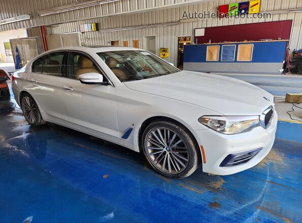 WBAJA9C59JB249025 2018 BMW 5 SERIES White Widok z przodu