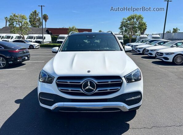 4JGFB5KB7NA705889 2022 MERCEDES-BENZ GLE White Widok wnętrza z tyłu