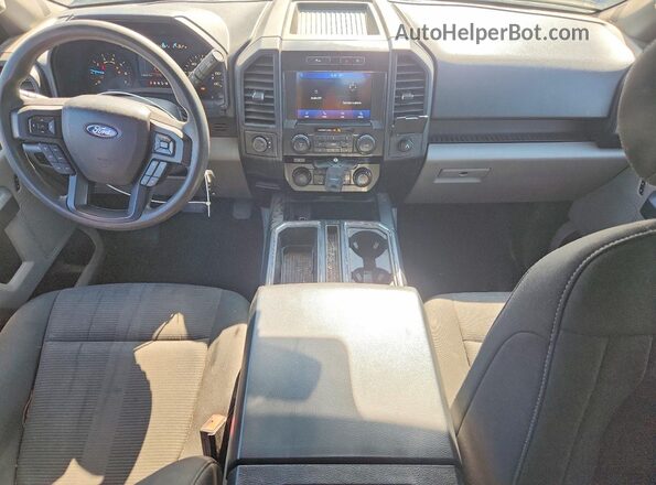 1FTEX1EP8JFA77548 2018 FORD F150 Blue Вид щитка приладів