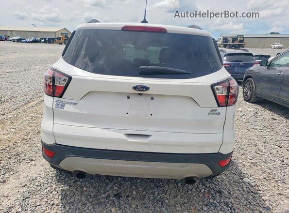 1FMCU9GD1JUC20378 2018 FORD ESCAPE Белый Вид салона спереди
