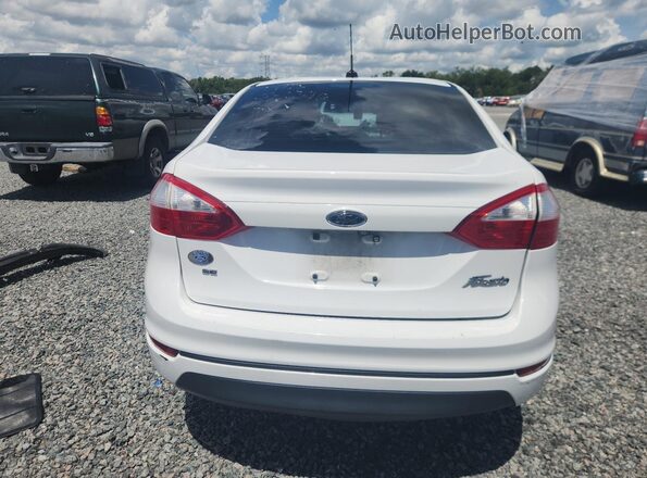 3FADP4BJ1JM133848 2018 FORD FIESTA White Widok wnętrza z przodu