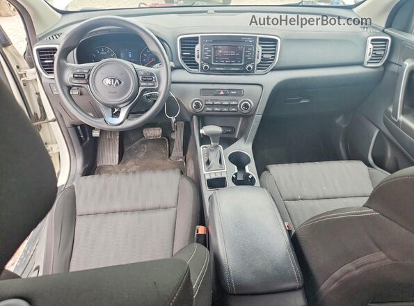KNDPMCAC8H7127708 2017 KIA SPORTAGE White Widok zestawu wskaźników